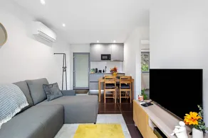 Maison avec piscine, internet haut débit et barbecue | Vue rivière - Image 2