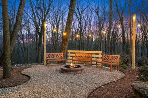 Tranquil Secluded Cabin with Private Deck, Hot-Tub, Pool Table and Views in Ohio - Image 3
