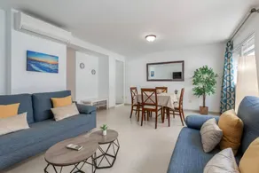 Appartement de vacances avec internet haut débit | Vue ville | Adapté au travail à distance - Image 3