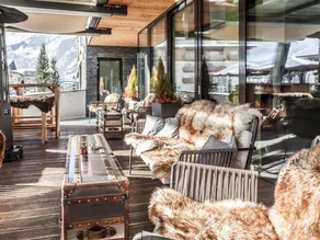 Aparthotel with terrace & sauna - Image 3