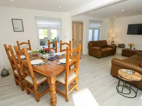 Children-friendly cottage with garden | Pets allowed - Image 5