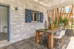Charmant appart'hôtel avec terrasse, internet haut débit et jacuzzi | Vue jardin | Avec animaux autorisés - Image 4