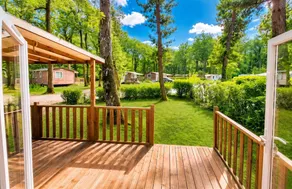 Maison avec jardin, barbecue et piscine - Image 3