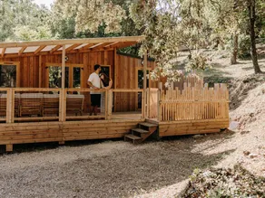 Child-friendly chalet with pool & terrace - Image 3