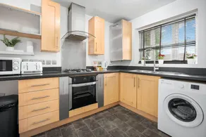 Holiday home with garden - Image 4
