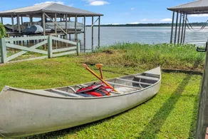 Nature's Nest Lake House - Image 4