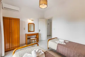 Apartment '3' with Sea View, Wi-Fi and Air Conditioning - Image 5