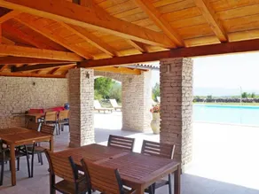 Holiday apartment with pool, terrace & barbecue - Image 5