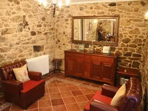 Villa with terrace, private pool & BBQ | Pet-friendly - Image 5