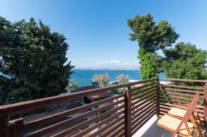Holiday apartment with terrace & BBQ | Sea view - Image 2