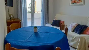 Apartment with barbeque & terrace | Sea view | Pets allowed - Image 3