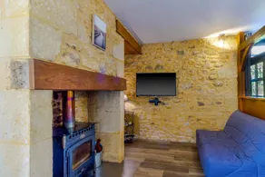 Family-friendly beautiful cottage with terrace, garden & BBQ - Image 5