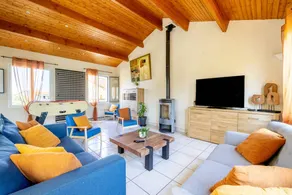 Cottage with terrace, jacuzzi & private pool | Garden view - Image 4