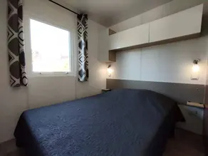 Mobile home with barbecue, terrace & heated pool | Pet-friendly - Image 5