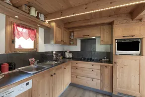 Chalet with terrace, garden & BBQ | Mountain view - Image 5