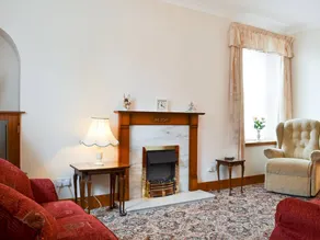 Cottage with garden | River view - Image 4