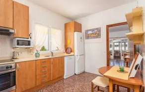 Fully equipped pleasant lodge with private pool, terrace & fast internet | Beach view | Next to the beach | Perfect for remote work | Pets are welcome - Image 5