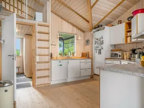 Child-friendly beautiful holiday home with sauna & barbeque - Image 3