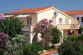 Holiday apartment 70 m from the beach - Image 5