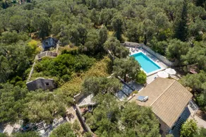 Gorgeous Paxos Villa 3 Bedrooms Villa Aokiji Garden Views and Private Pool Loggos - Image 2