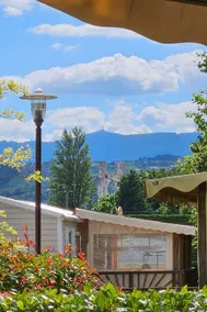 Flat with BBQ, garden & terrace | Mountain view - Image 4