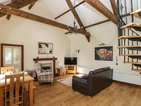 Fully equipped cottage with garden & jacuzzi | Dogs allowed - Image 3