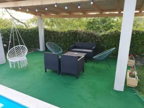 Holiday home with barbeque, private pool & terrace - Image 5