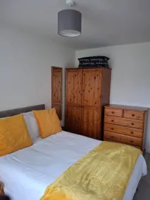 Nice dedicated room - Image 3