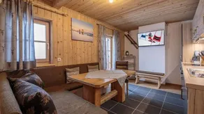 Child-friendly flat with pool, BBQ & terrace | Ski nearby - Image 4