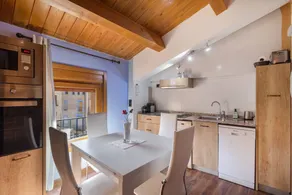 Aparthotel with fast internet | City view - Image 4