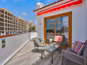 Holiday apartment with pool & BBQ - Image 3