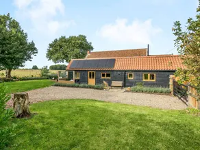 Child-friendly cottage with garden | Pets allowed - Image 2