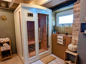 Einzigartiges Haus am Kanal mit Sauna und Terrasse - Image 3