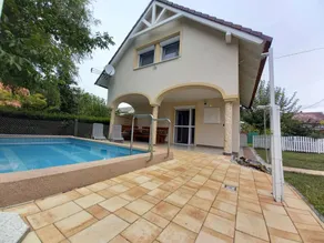 Ferienhaus mit Pool und Gartendusche - Image 5