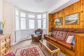 GuestReady - Relaxing Finchley retreat with garden - Image 2