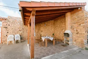 Meravigliosa casa totalmente attrezzata con giardino, griglia e terrazza | Vista sulla montagna | Ammette cani - Image 2