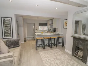 Cottage avec jardin et terrasse - Image 4