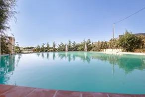 Maison avec internet haut débit, barbecue et piscine privée | Vue montagne | Adaptée au travail à distance - Image 2