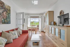 Appartement avec terrasse | Vue ville - Image 3