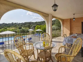 Ferienhaus mit Garten, Terrasse und privatem Pool | Bergblick | Ideal für Homeoffice - Image 2
