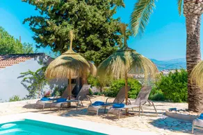 Children-friendly charming villa with private pool, terrace & garden | Mountain view - Image 3