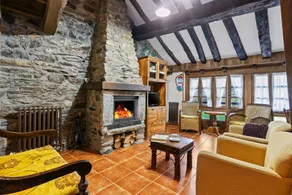 Holiday apartment with terrace & barbecue | Mountain view - Image 2
