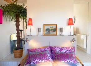 Holiday home with terrace | Mountain view - Image 5
