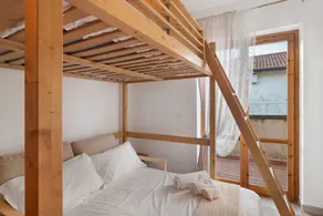 Hera 2 Room with Wi-Fi and Air Conditioning - Image 4