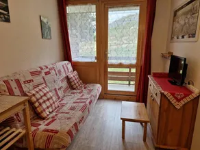 100m from ski slopes, 1st floor, view ski slopes/village, balcony, tv, ski locker, 28m², Montalbert - Image 4