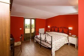 Sun-kissed Holiday Home in Torgiano with Garden - Image 2