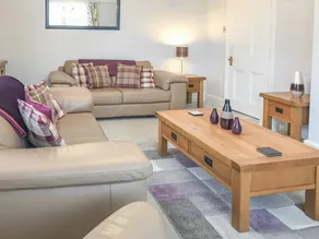 Family-oriented charming cottage with garden | Dogs allowed - Image 4