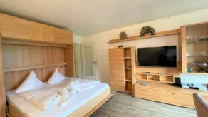 Apartment | Mountain view - Image 2