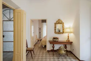 Grande maison conviviale et familiale avec piscine privée et terrasse | Vue ville | Adaptée au travail à distance | Avec animaux admis - Image 5