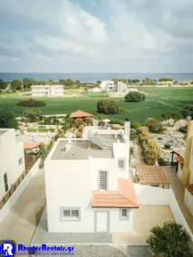 Villa conviviale et familiale avec terrasse, jardin et piscine privée | Vue montagne - Image 3